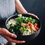 Mediterrane Ernährung gegen Bauchfett